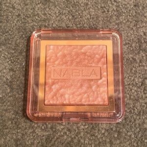 NABLA Skin Glazing Glowy Blush in Independence
